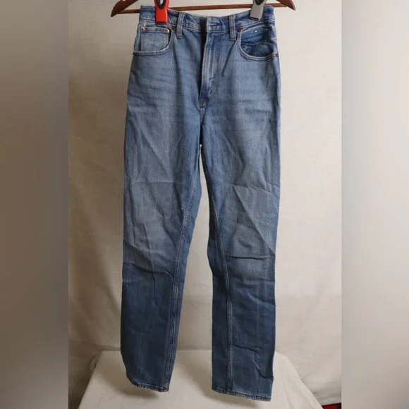 Abercrombie & Fitch Light Blue Straight Leg Jeans - Picture 2 of 11